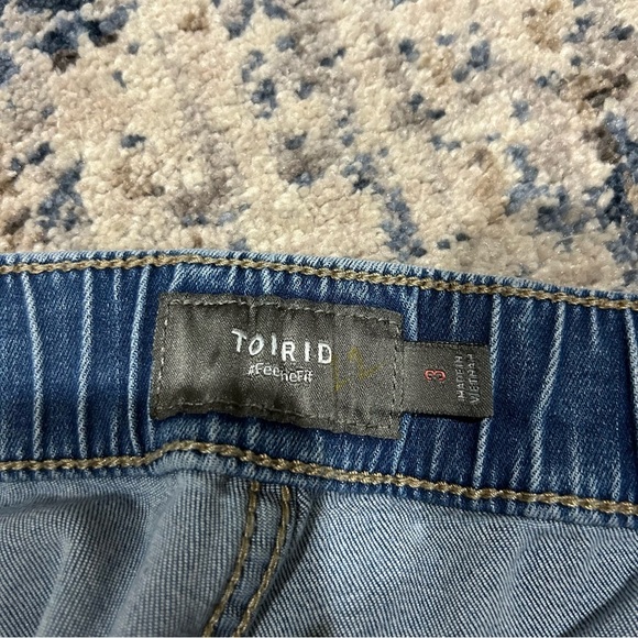 Torrid Crop Pull-On Mid-Rise Super Soft Boyfriend Jeans Size 3X - Picture 6 of 10